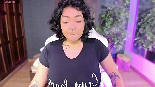 Evelynn online show from November 5, 10:53 am