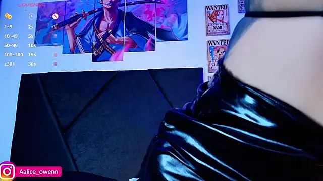 Aliceowenn online show from November 14, 10:10 pm