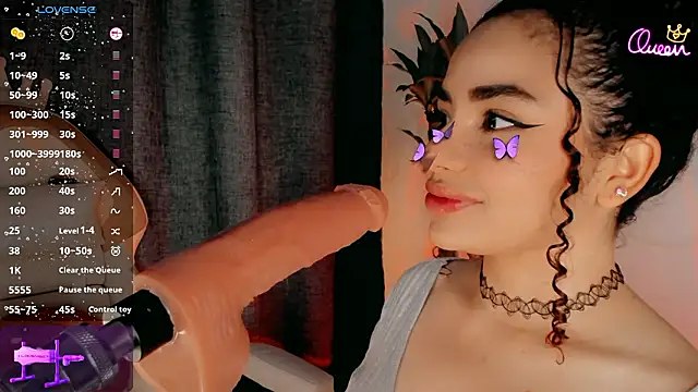 Queen Deepthroat online show from March 28, 11:58 pm