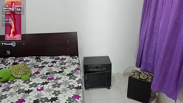 bonnyy26 online show from July 15, 10:31 am