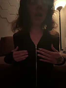 greedybratt online show from April 6, 4:46 am