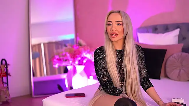 FrancescaMcGray online show from December 18, 10:20 am