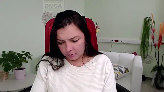 Snapshot of Lily_flower7 chatting on September 23, 6:11 am Lily flower7 online show from September 23, 6:11 am