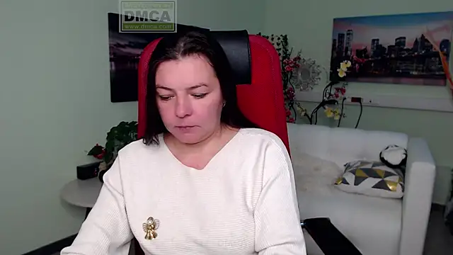 Lily flower7 online show from November 18, 4:46 am