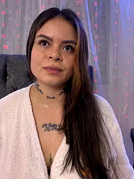 Chloe  and  Ivana  xxx online show from November 12, 8:40 pm