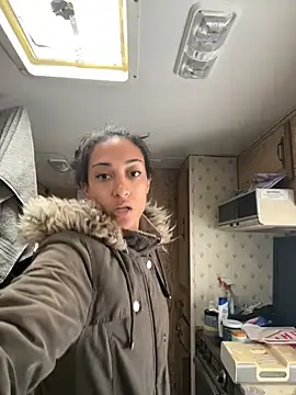 starrynikki online show from February 4, 4:21 pm