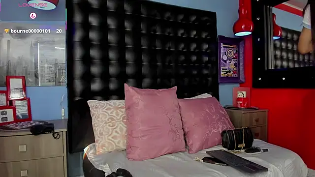 CloeRodriguez online show from October 7, 9:08 pm