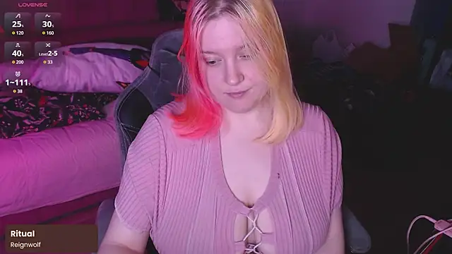 lissamuff online show from May 27, 5:32 pm