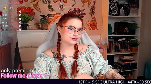 me  hanna online show from November 28, 1:08 am