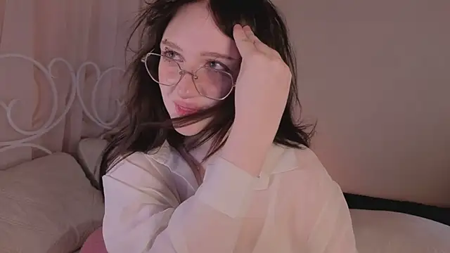 ELLIEJAY online show from October 25, 5:37 am