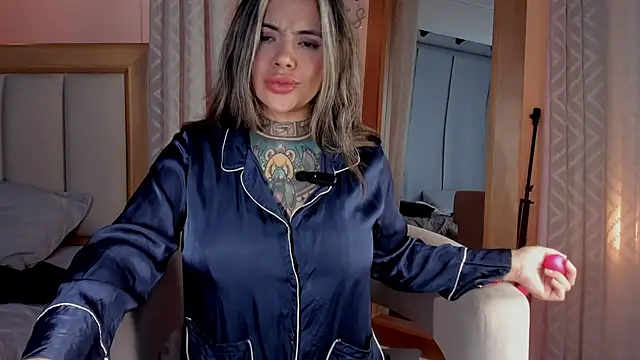 yandracelisofficial online show from November 10, 4:51 am