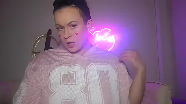 quinnmariexo online show from February 8, 10:56 pm