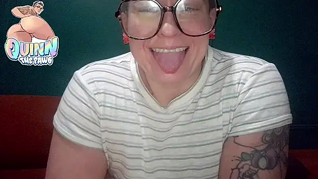 quinnmariexo online show from November 3, 5:22 am