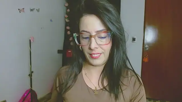 ella peck online show from February 5, 4:15 am