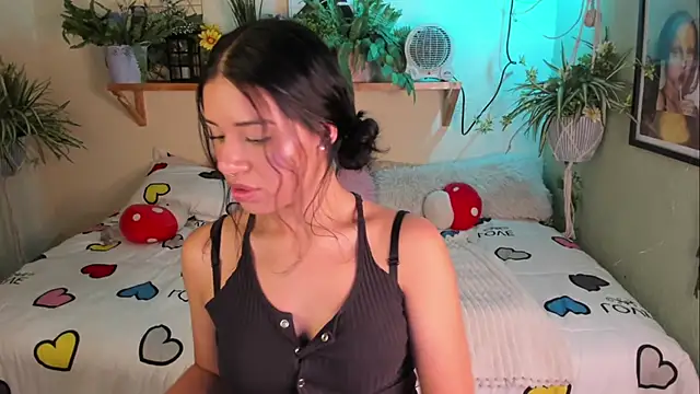 MiaaRose online show from April 15, 8:53 pm