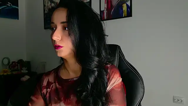 Snapshot of KatherineRyder chatting on October 7, 7:29 pm KatherineRyder online show from October 7, 7:29 pm