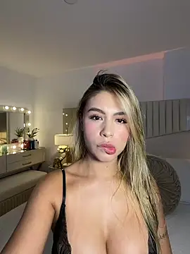  laura 02 online show from March 12, 7:16 pm