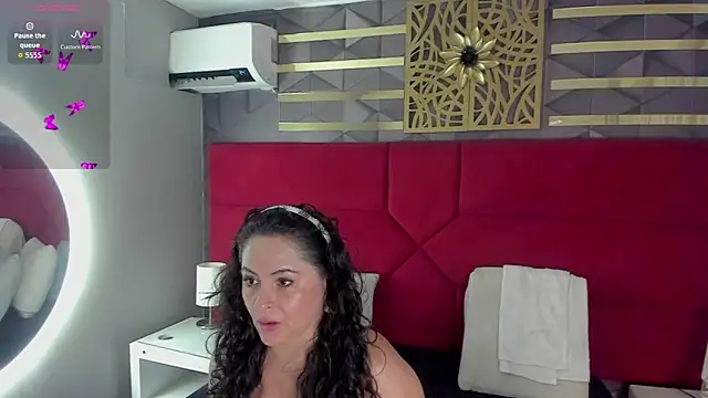 hanny milf online show from March 3, 2:28 am