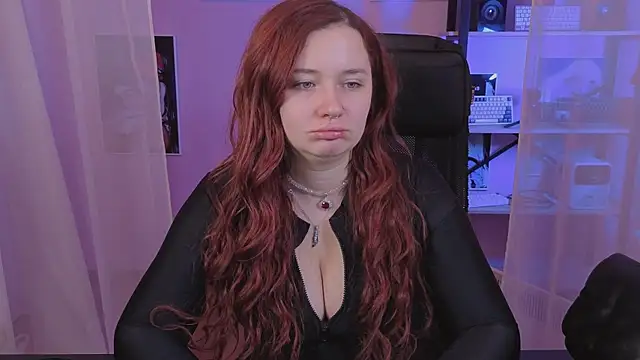 carolina elf online show from October 19, 12:29 pm