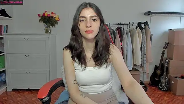 broosnica1 online show from March 30, 7:41 am