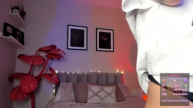 Violetta Nur online show from February 21, 10:21 pm