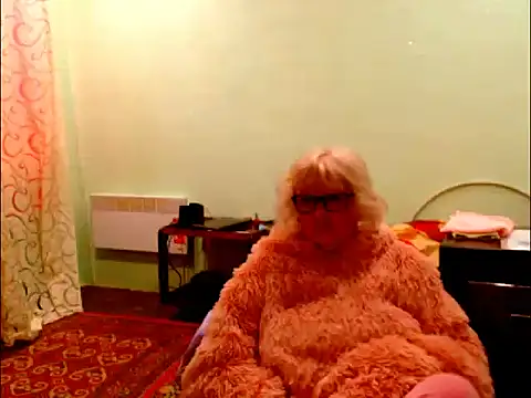 Natali7634 online show from April 6, 5:19 am