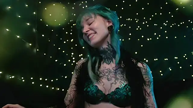 Littlespacemouse online show from November 22, 5:26 pm