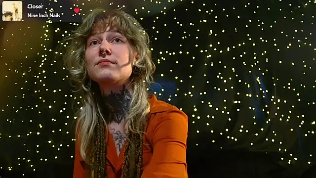 Littlespacemouse online show from April 24, 12:19 pm