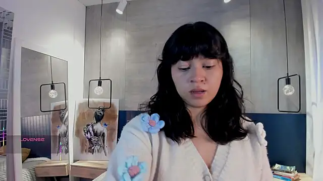  julietta online show from April 16, 1:11 pm