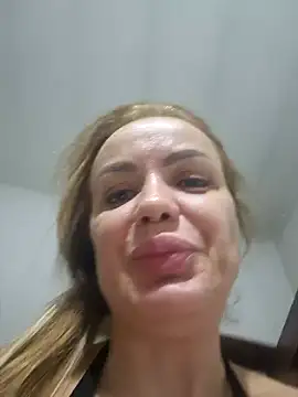 Snapshot of eva_ragazzadolce chatting on September 17, 6:17 pm eva ragazzadolce online show from September 17, 6:17 pm