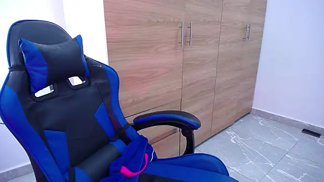 Deiisy Queen online show from November 18, 10:22 pm