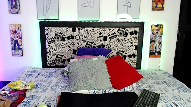 Rihana14 online show from November 8, 9:20 pm