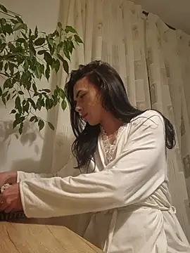 JolieLizz online show from October 12, 6:32 pm