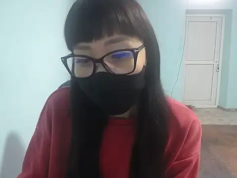 elllaaxx online show from April 19, 5:29 am