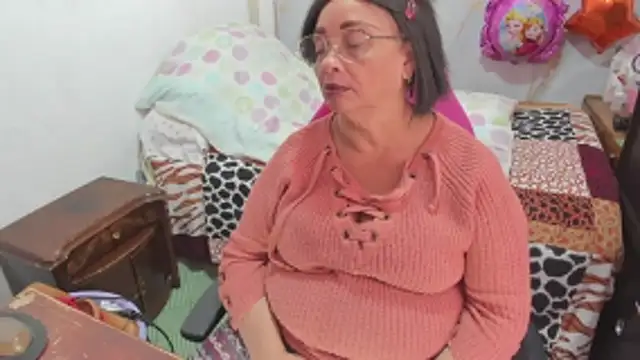 Mrs mommy  online show from February 4, 8:45 pm