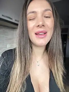 HotXMom online show from March 12, 7:44 am