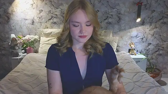 Aurora Golden1 online show from July 11, 8:47 am