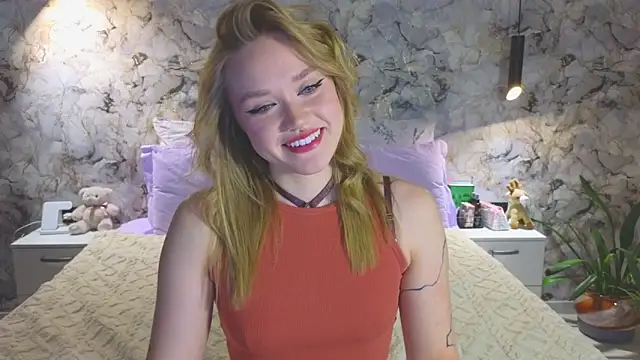 Aurora Golden1 online show from November 28, 5:05 pm