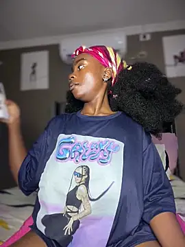 Candy-Heart online show from March 2, 9:53 pm