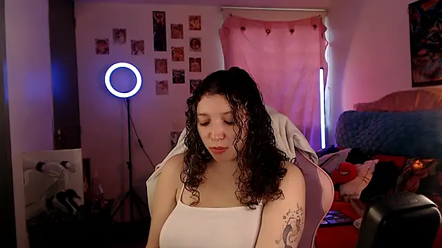 AllyDonfort online show from March 12, 9:39 pm