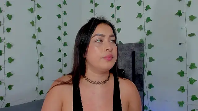 Miaa Garcia online show from May 12, 10:38 pm