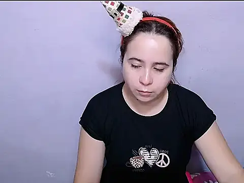 SubLayla01 online show from February 16, 6:19 pm