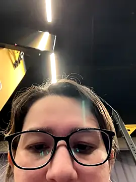 amooraaamoon online show from September 22, 12:47 pm