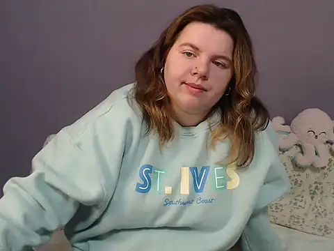 so shy online show from November 27, 8:28 am