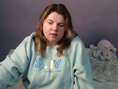 so shy online show from November 30, 8:51 am