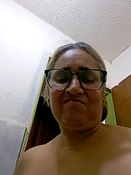 Snapshot of _candi chatting on September 18, 12:37 pm candi online show from September 18, 12:37 pm