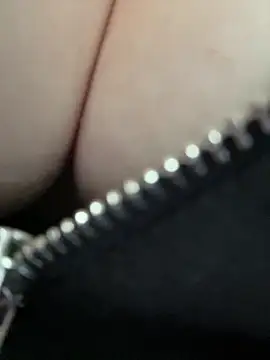 RiriRoseey online show from March 10, 9:24 am