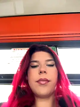 RiriRoseey online show from October 15, 7:11 am