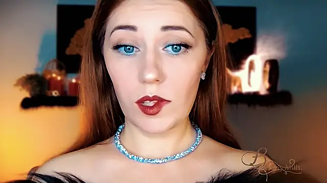 MissBeverlyMills online show from November 13, 2:43 am