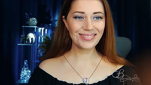 MissBeverlyMills online show from April 10, 1:17 pm